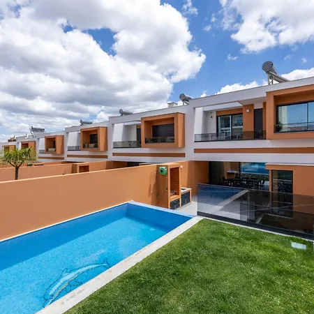 빌라 Amazing V3 Com Piscina Novo *