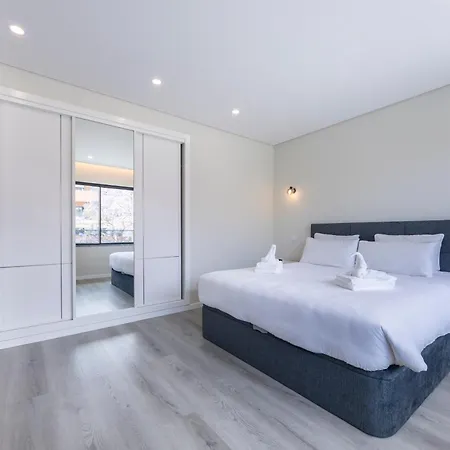 Amazing V3 Com Piscina Novo 빌라 포티마오
